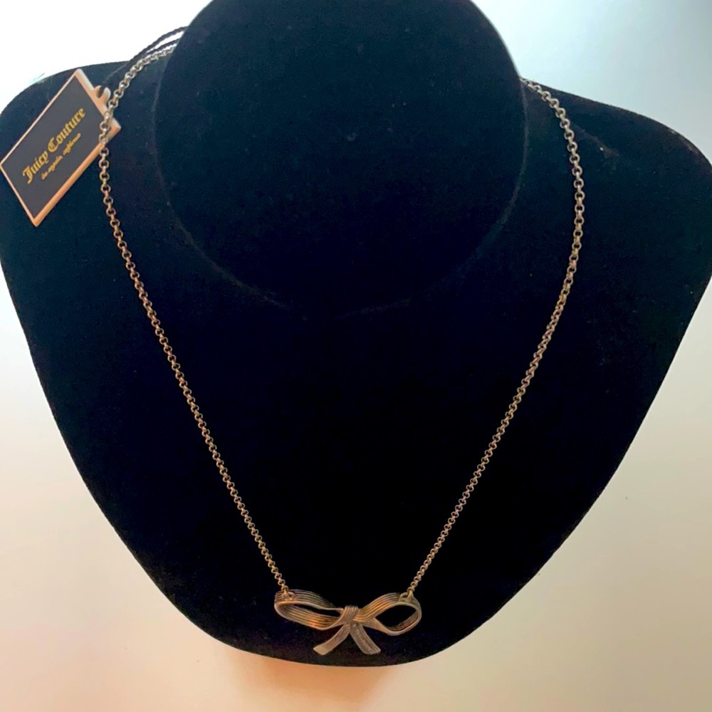 NWT Juicy Couture bow necklace